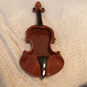 Red wing pottery circa 1950s violin